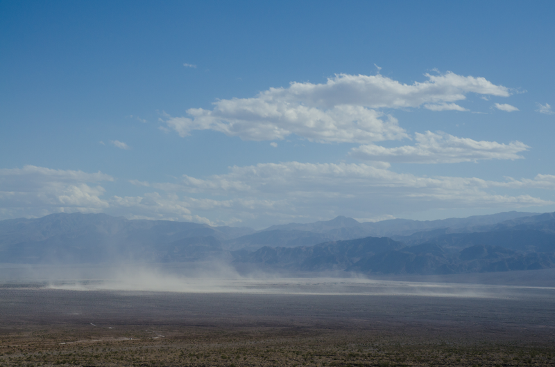 Illustration for article titled Overland Cheap Car Challenge - Part 3 - Death Valley